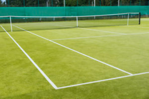 construction court de tennis gazon synthétique à Saint-Raphaël